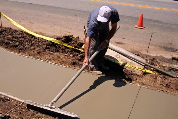 Cost of Sidewalk Building in Bend