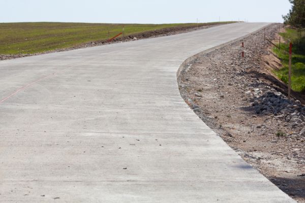 Driveway Cementing in Bend
