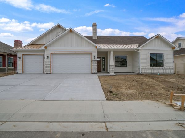 Carport Apron Installation in Bend