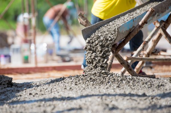 Outdoor Concrete Pouring in Bend
