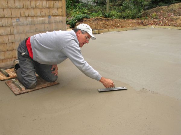 Flat Concrete Installation in Bend