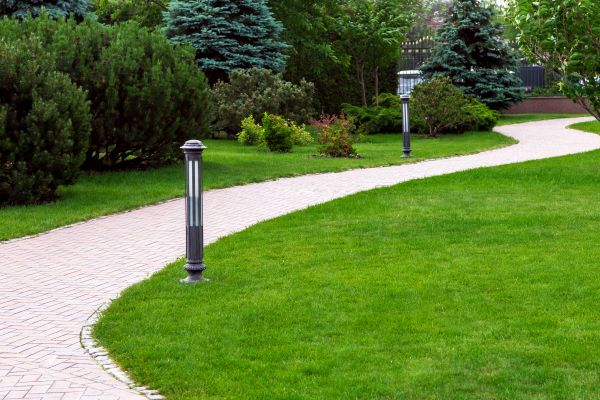 Backyard Sidewalk Installation in Bend